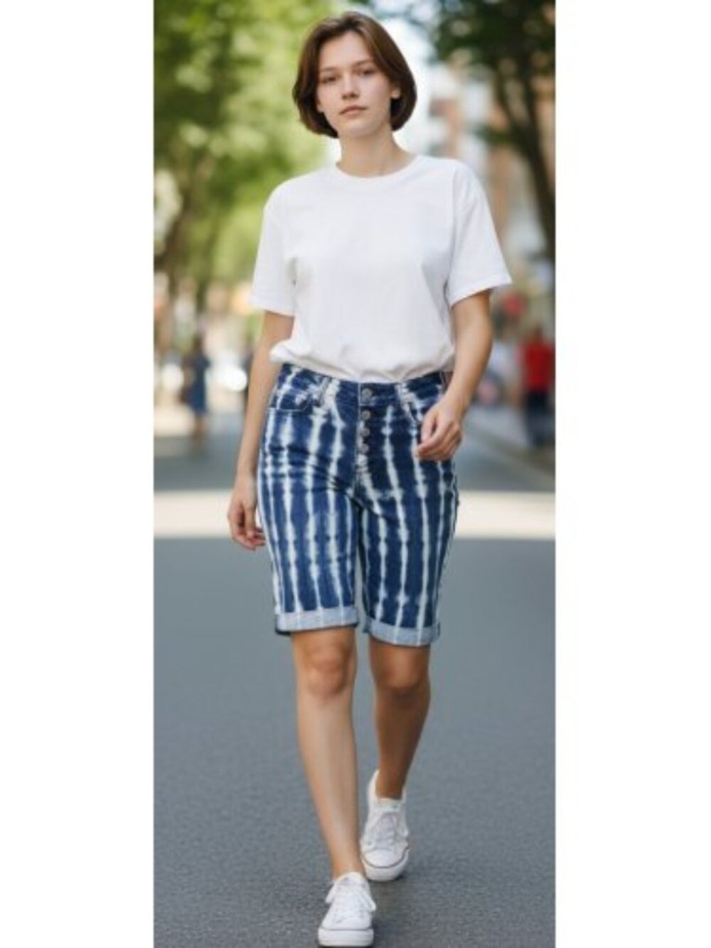 JORDACHE Stretch Blue Tie Dye Bermuda Jeans Shorts Girls Size 10